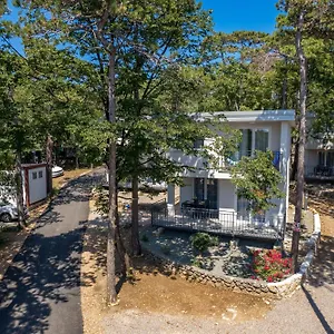 Homes Ostro 4*, Kraljevica Kroatien