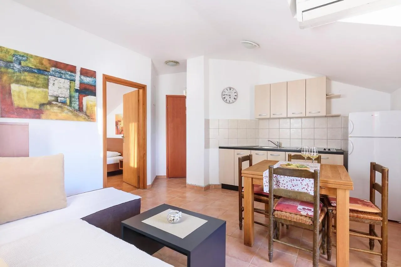 Guest house Apartmani 